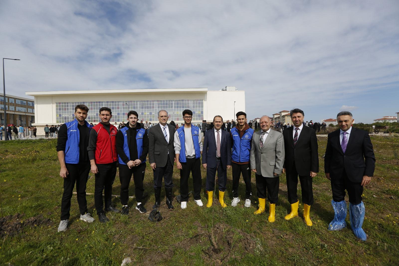Bandırma Onyedi Eylül Üniversitemiz tarafından 21-26 Mart Orman Haftası dolayısıyla