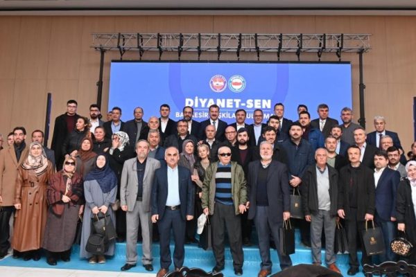 YÜCEL YILMAZ’DAN MEMURLARA ULAŞIM DESTEĞİ