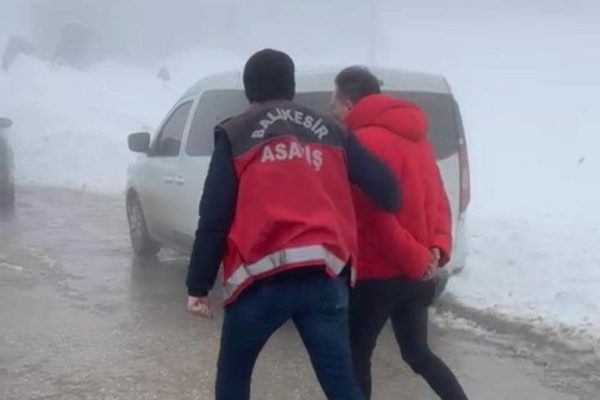 BALIKESİR’DE EVE GİREN HIRSIZ BURSA’DA YAKALANDI