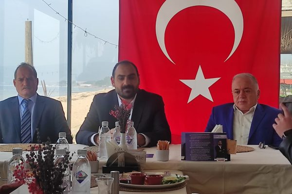 ÇALIM : 25-30 YILDIR HEP NEREDE KALMIŞTIK DİYENLER VAR! BANDIRMALI YENİ YÜZLER İSTİYOR