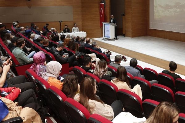 ÜNİVERSİTEDE ÇANAKKALE NEDEN GEÇİLEMEDİ PANELİ