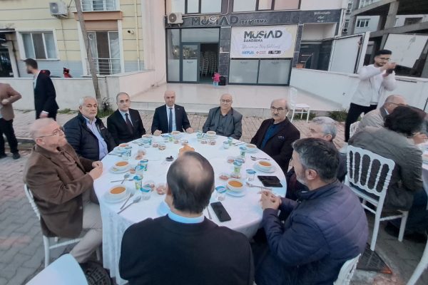 MÜSİAD İFTAR YEMEĞİ VERDİ