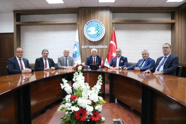 MARMARABİRLİK’TEN ZEYTİN ÜRETİCİSİNE 860 MİLYONLUK KREDİ DESTEĞİ