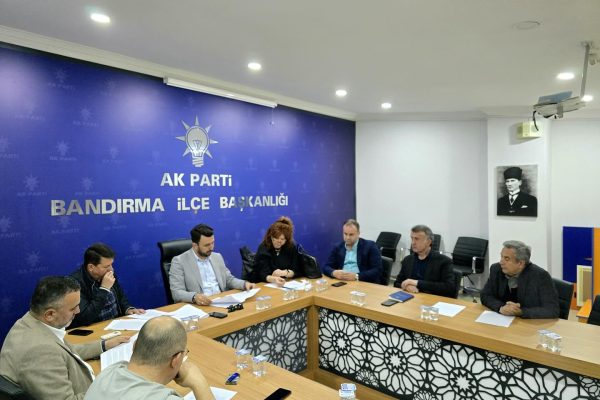 ALİ TAYLAN ÖZTAYLAN BANDIRMA’DA  İSTİŞARE TOPLANTISI YAPTI