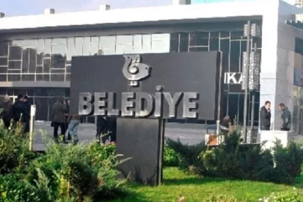 YENİ BELEDİYE BAŞKAN YARDIMCILARI GÖREVE BAŞLADI