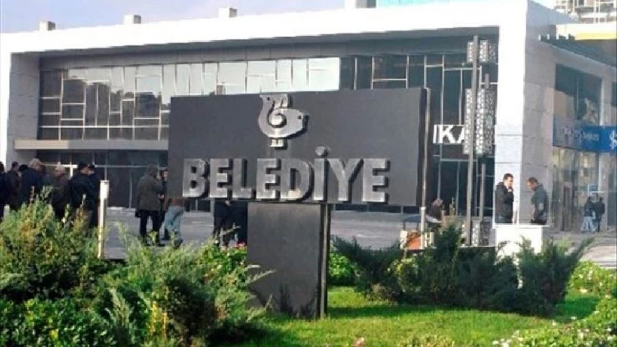 31 Mart seçimlerinden zaferle çıkan Dursun Mirza ve ekibi görevlerine