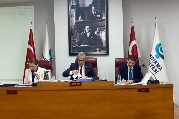 BELEDİYE’NİN BORCU 405 MİLYON TL ÇIKTI!