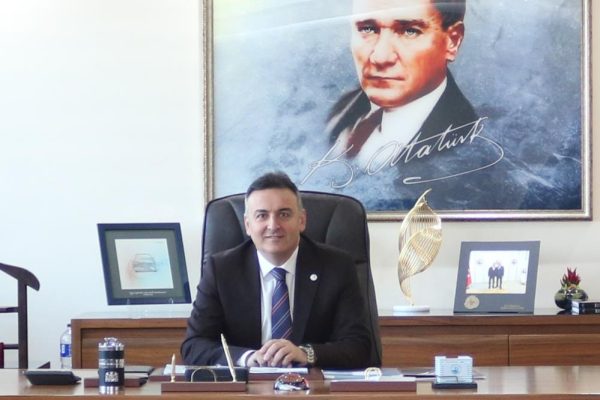 TİCARET ODASI İHTİYAÇ SAHİPLERİNE EL UZATIYOR