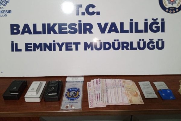 BANDIRMA’DA MASAJ SALONUNA FUHUŞ OPERASYONU