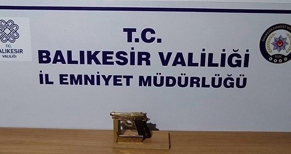 KIZ MESELESİNDE KAN AKTI