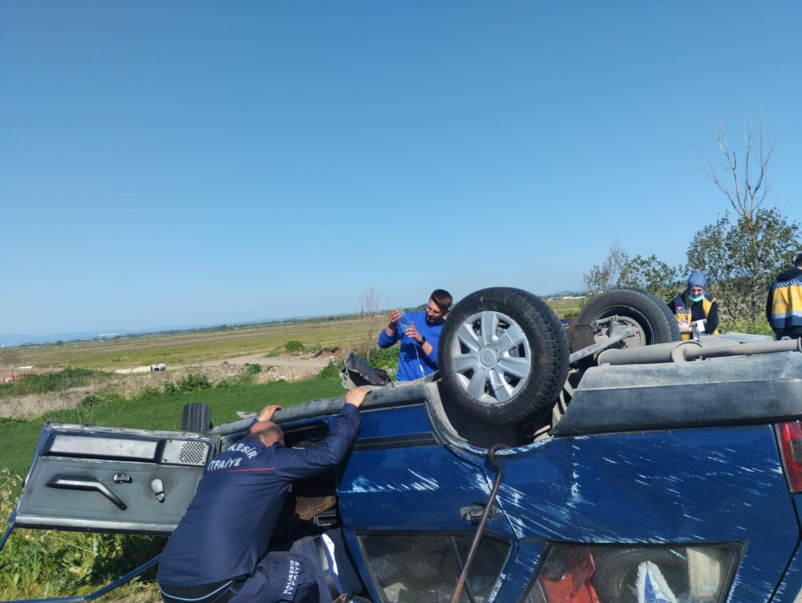 Balıkesir’in Manyas ilçesinde meydana gelen trafik kazasında dört kişi yaralandı.