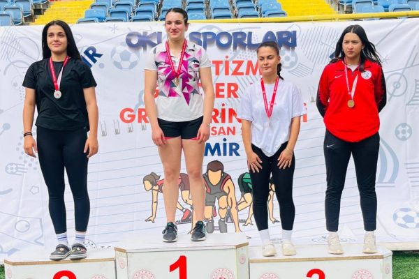 ERDEKLİ SPORCULARIN BÜYÜK BAŞARISI