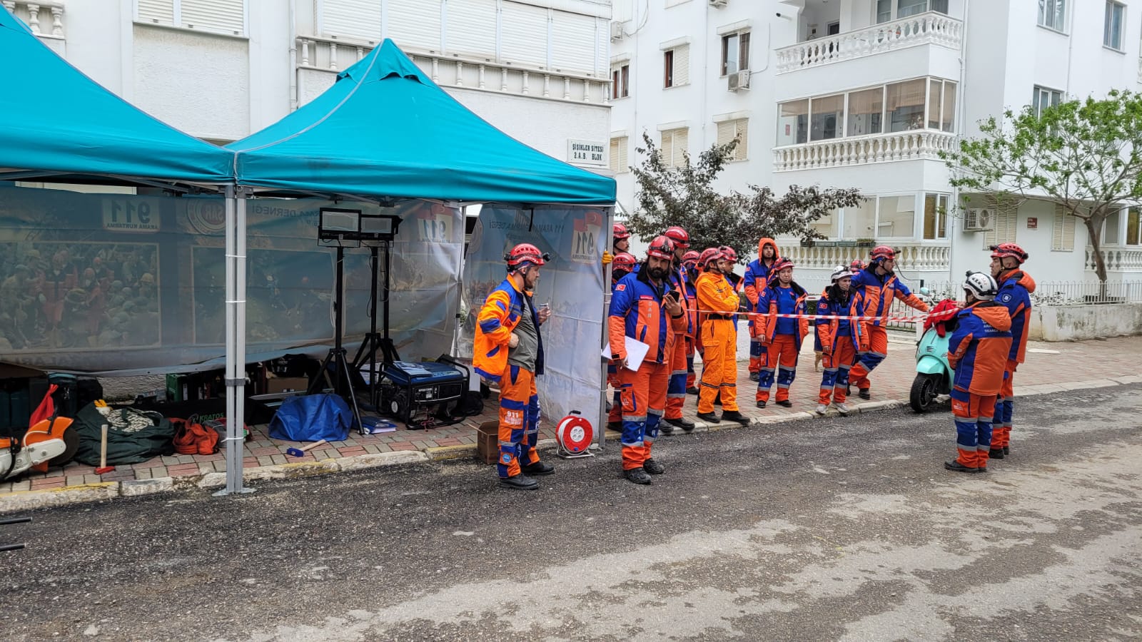 911 Arama Kurtarma Derneği afetlere hazırlık çalışmalarına ara vermeden devem