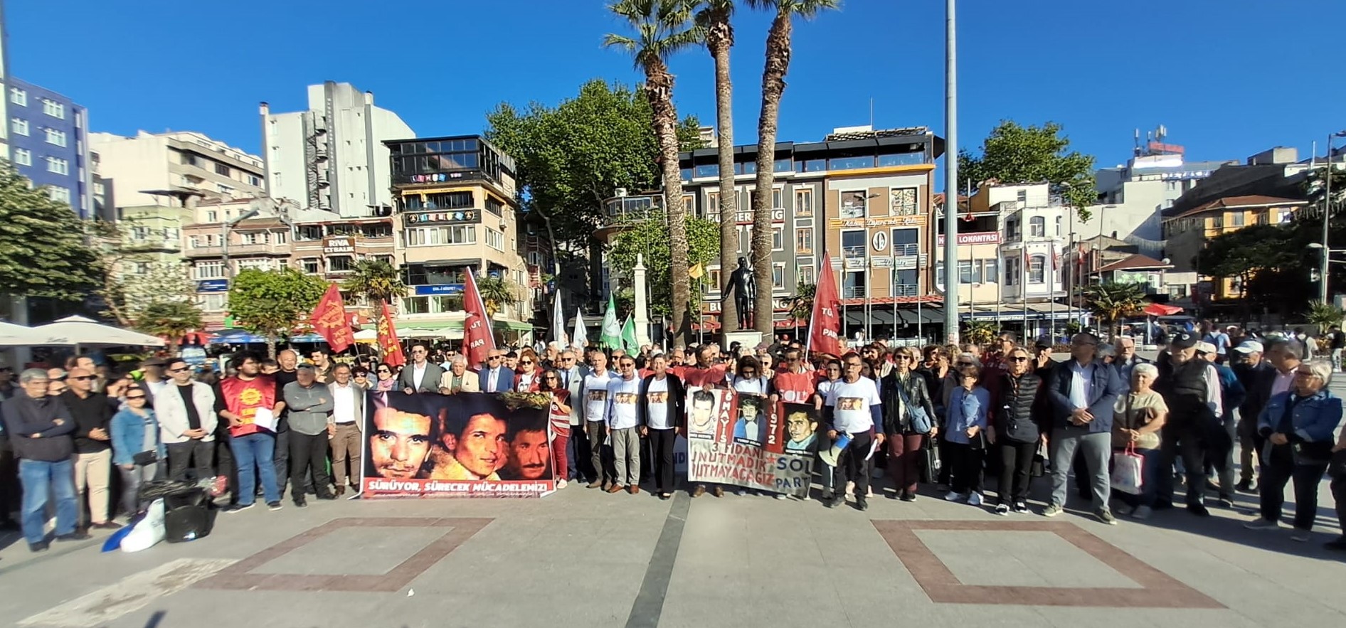Bandırma Demokrasi Platformu bileşenleri Deniz Gezmiş, Yusuf Aslan ve Hüseyin
