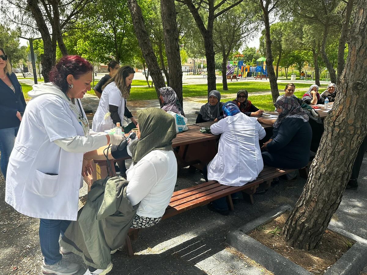 Bandırma Belediyesi kırsal mahallelere yönelik sağlık çalışmalarına aralıksız devam ediyor.