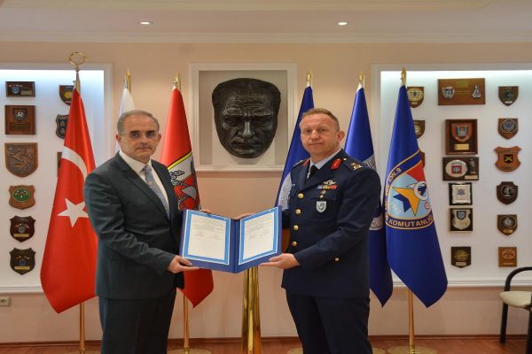 BANÜ İLE 6.NCI ANA JET ÜS KOMUTANLIĞI ARASINDA İŞBİRLİĞİ PROTOKOLÜ İMZALANDI