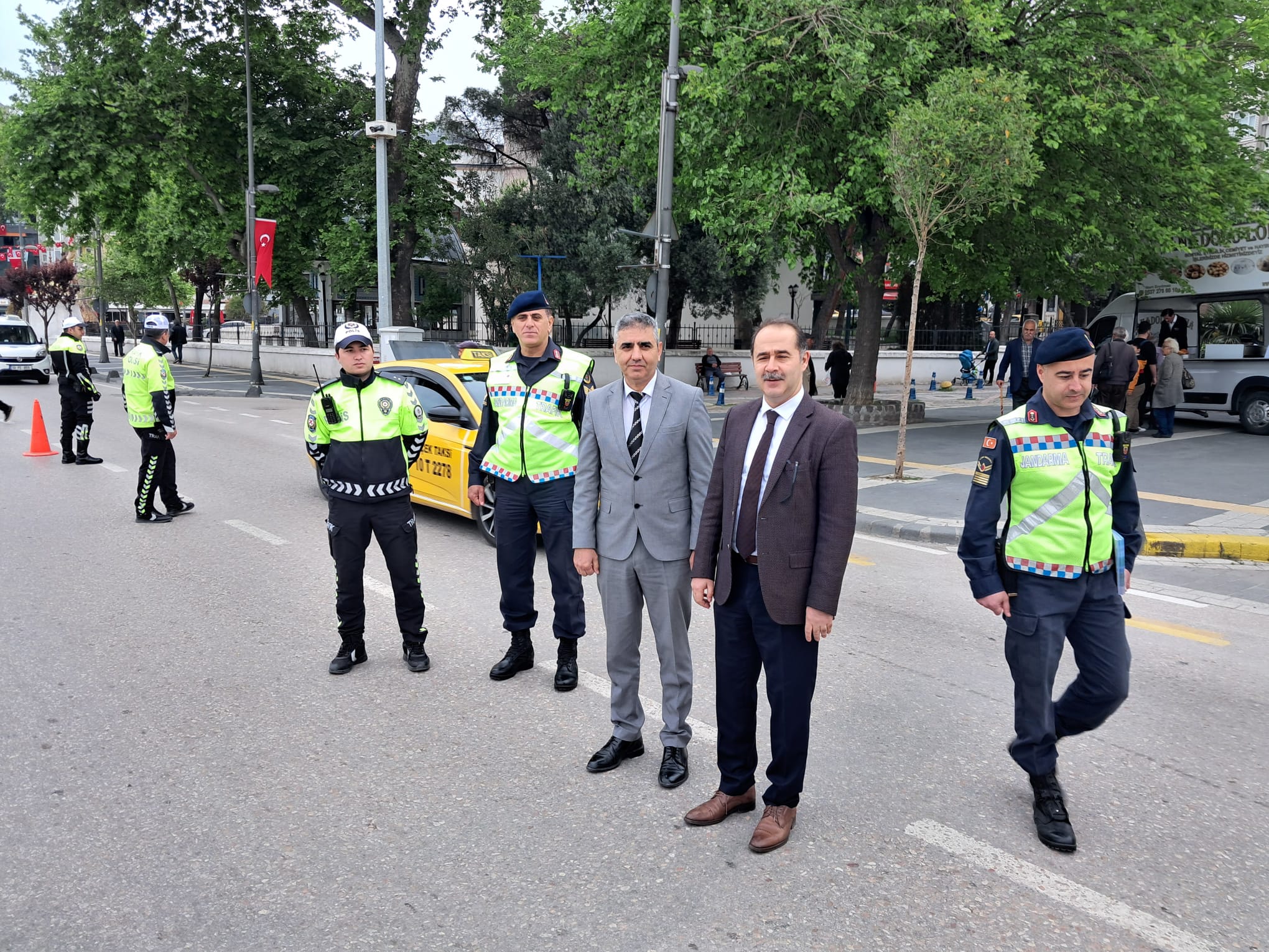 4-10 Mayıs tarihlerinde düzenlenen Karayolları Trafik Haftası çerçevesinde İlçe Kaymakamı