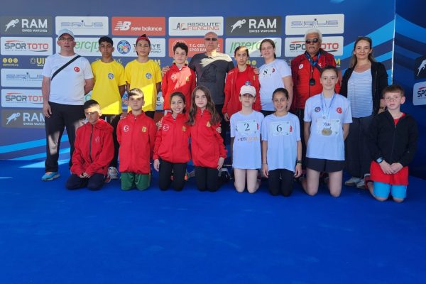 ZEYNEP AY MİLLİ TAKIMA SEÇİLDİ