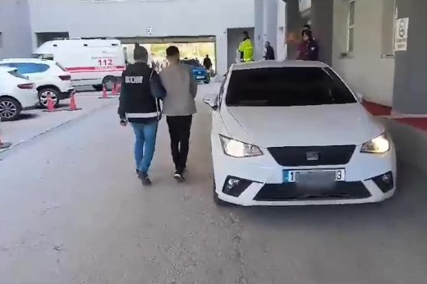 BANDIRMA VE EDREMİT’TE TEFECİLİK OPERASYONU