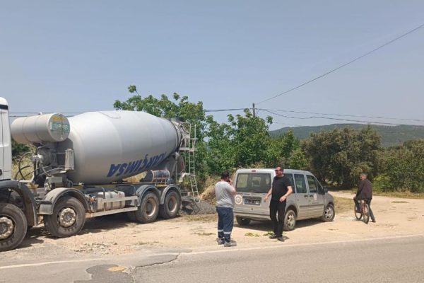 ÇEVRE KİRLİLİĞİ YARATAN BETON MİKSERİNE 40 BİN TL CEZA YAZILDI