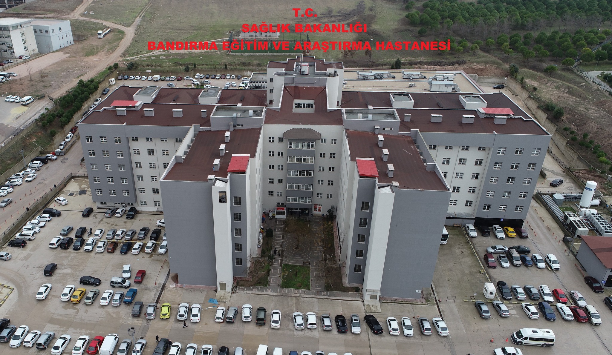 Bandırma Eğitim ve Araştırma Hastanesi’nde Başhekimlik görevini yapan Op. Dr.