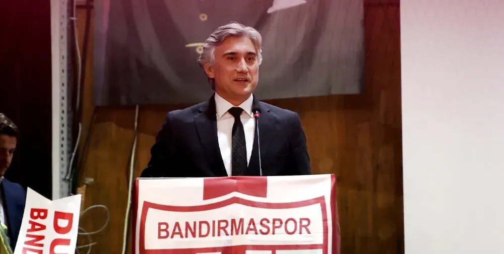 Bandırmaspor Kulüp Başkanı Serdar Kuter, bir süredir transfer ve yeni