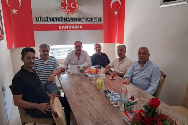 MHP İLÇE TEŞKİLATINDA BAYRAMLAŞMA