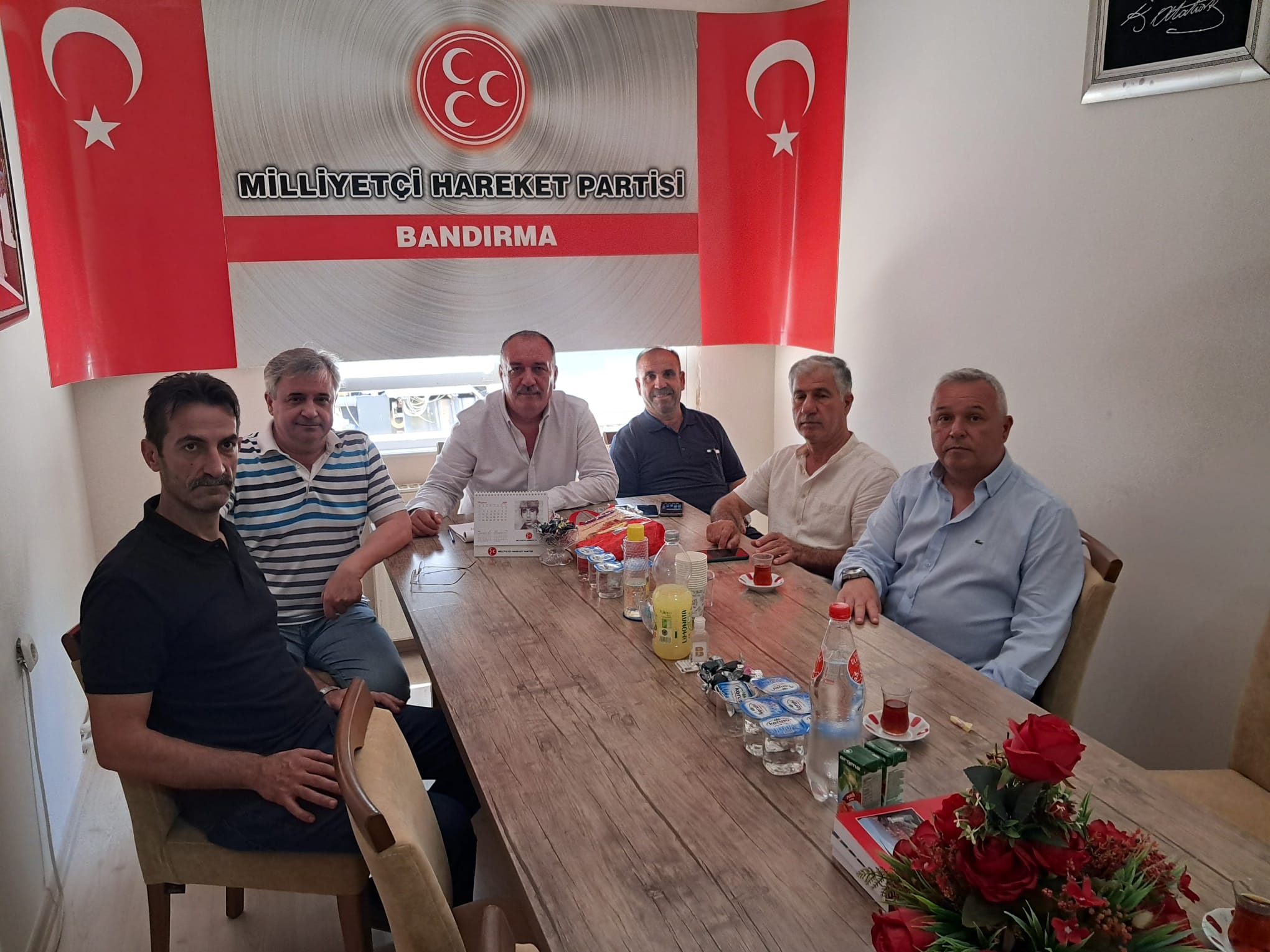   MHP Bandırma İlçe Teşkilatı Kurban Bayramının 2. Gününde bayramlaşma