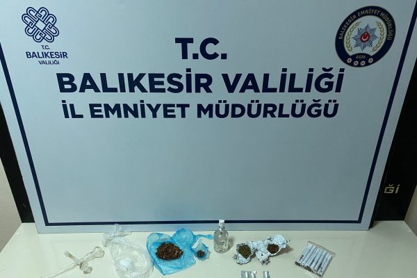 NARKOTİK OPERASYONUNDA 2 KİŞİ GÖZALTINA ALINDI