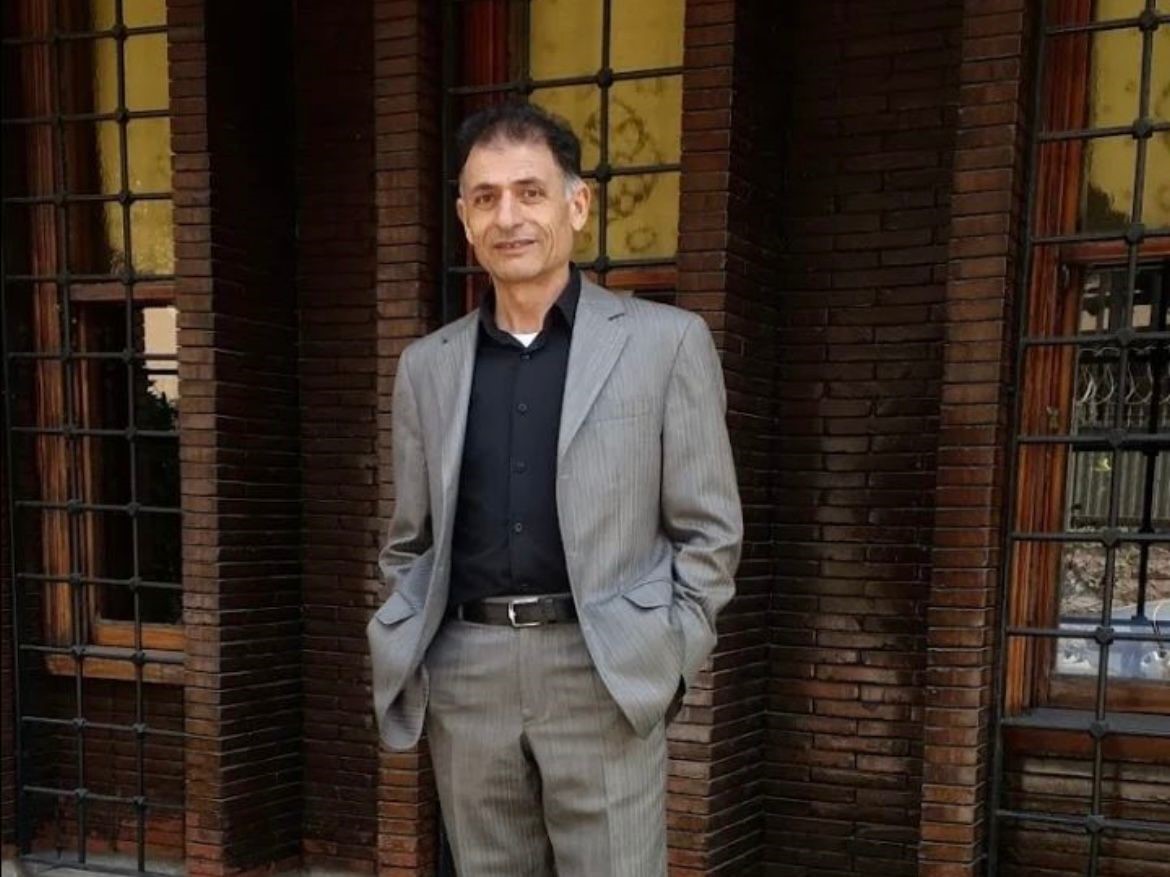 Balıkesir’in Gönen ilçesinde tartıştığı eşini tabancayla vurarak öldüren şahıs, ardından