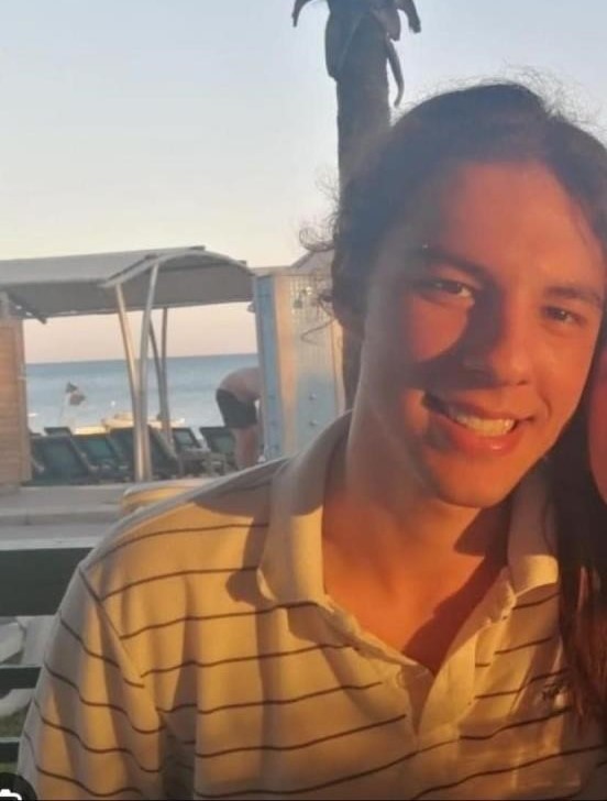 Balıkesir’de kuryelik yaparken öldürülen Ata Emre Akman’ın davası devam ediyor.