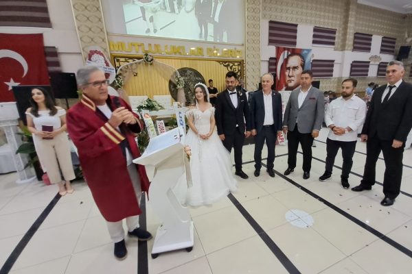BOZKURT VE ÇORBACIOĞLU AİLESİNİN MUTLU GECELERİ