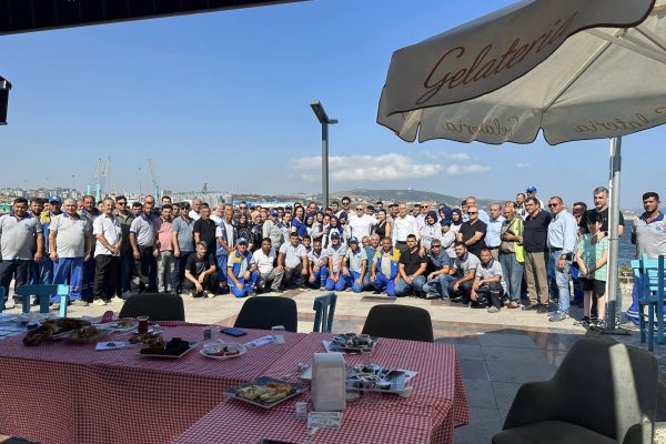 BAŞKAN MİRZA TEMİZLİK EMEKÇİLERİ İLE KAHVALTIDA BİR ARAYA GELDİ