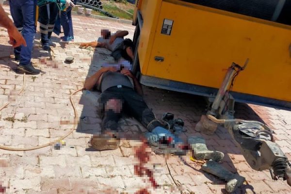 SONDAJ ÇALIŞMASINDAKİ PATLAMADA 3 KİŞİ YARALANDI