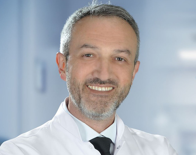 Deniz, güneş ve kum üçlüsü tüm cazibesiyle göz kırpıyor ancak