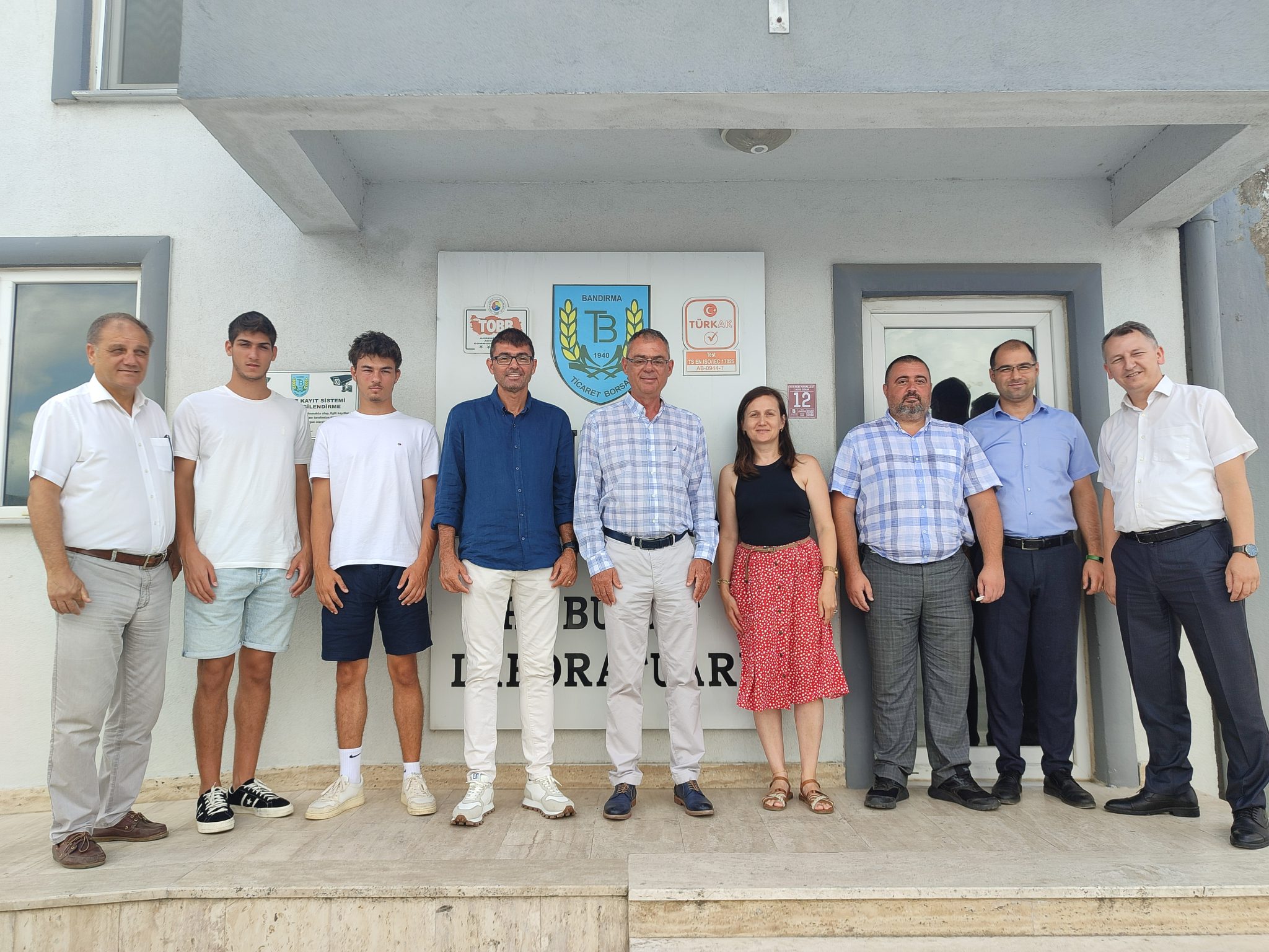 MTN Tohum Tar.Ürn.Hayv.Paz.San.Ve Tic.Ltd.Şti. yetkilisi Ata Tan ile Sinan ve