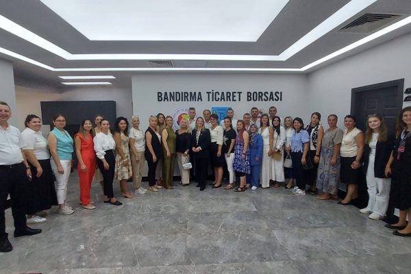 KADIN GİRİŞİMCİLER İL İCRA KURULU BORSAYI ZİYARET ETTİ