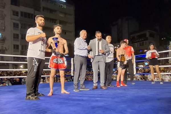 RAMBO HAKAN GALA GECESİNDEKİ MAÇLAR NEFES KESTİ