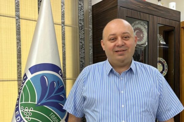 PALAZ: GÖNEN’DE BOZUK YOL KALMAYACAK