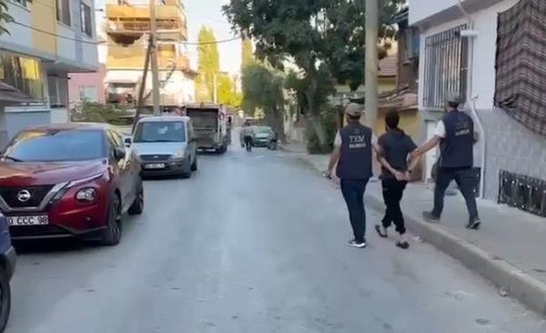 TERÖR PROPAGANDASI YAPAN 3 ŞAHIS YAKALANDI