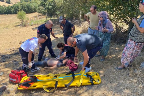GÖÇÜK ALTINDA KALAN ÇİFTÇİ HAYATINI KAYBETTİ