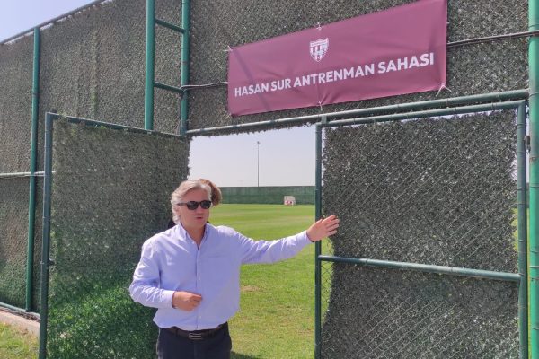 KUTER : DURSUN BAŞKAN FUTBOLU BİLİR, ÖYLE BİRŞEY YAPACAĞINI SANMIYORUM