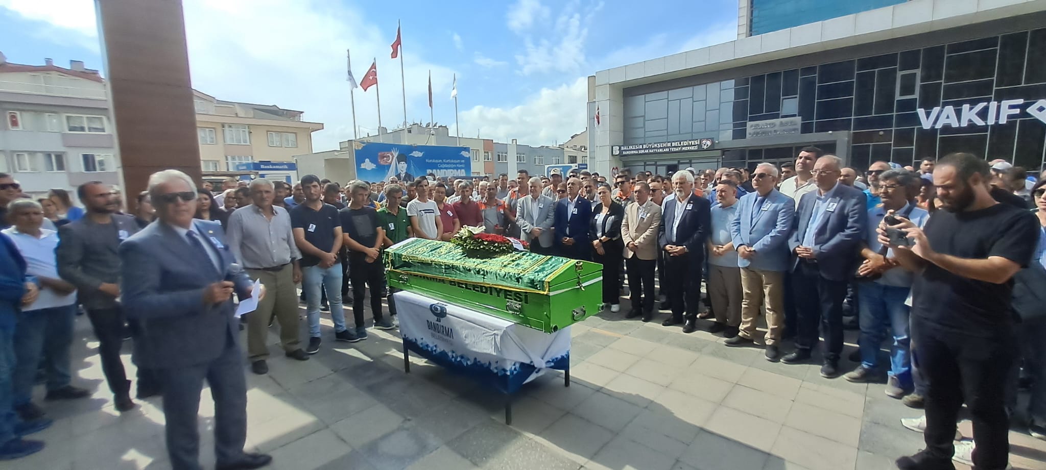 Mehmet Akif Ersoy Caddesinde yaşanan trafik kazası sonrasında hayatını kaybeden