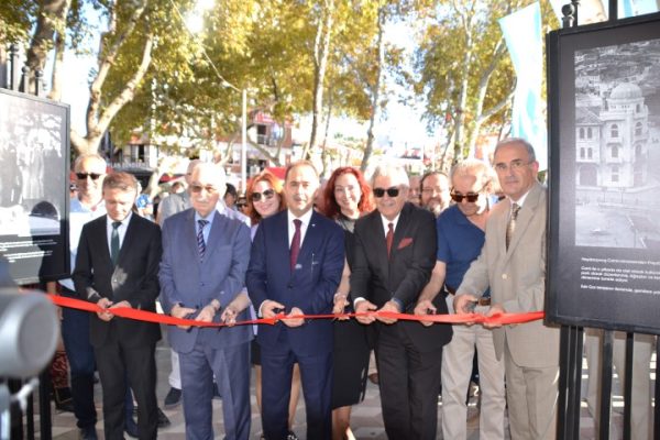BİR ZAMANLAR BANDIRMA FOTOĞRAF SERGİSİ AÇILDI