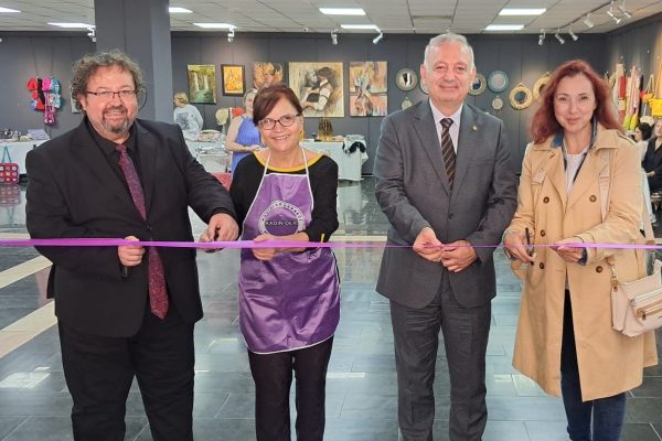 MOR SEPETLER ALIŞVERİŞ HAFTASI BAŞLADI