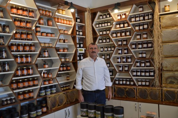 BEYHANLI: HANİ PİYASADA SAHTE BAL YOKTU