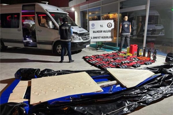 SUSURLUK’TA GÖÇMEN OPERASYONU