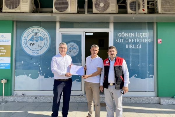 BİRLİK BAŞKANLARI SERTİFİKALARINI ALDI