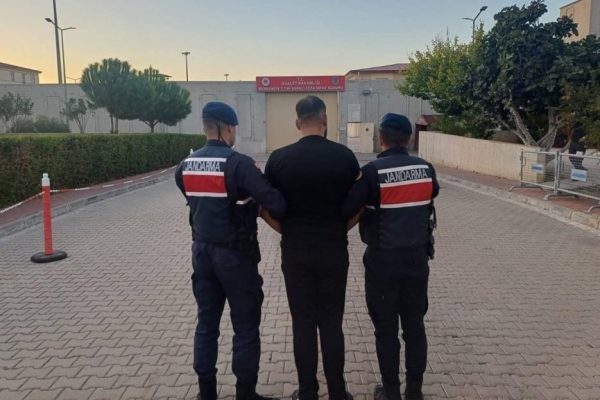 HAPİS CEZALARI OLAN 38 ŞAHIS YAKALANDI