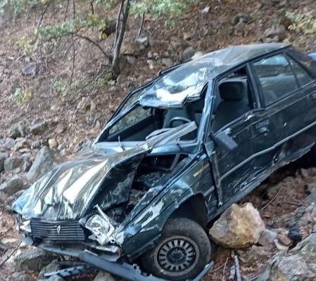 ŞARAMPOLE YUVARLANAN ARAÇ SÜRÜCÜSÜ YARALANDI